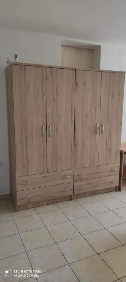 Apartment For Holidays In Pula