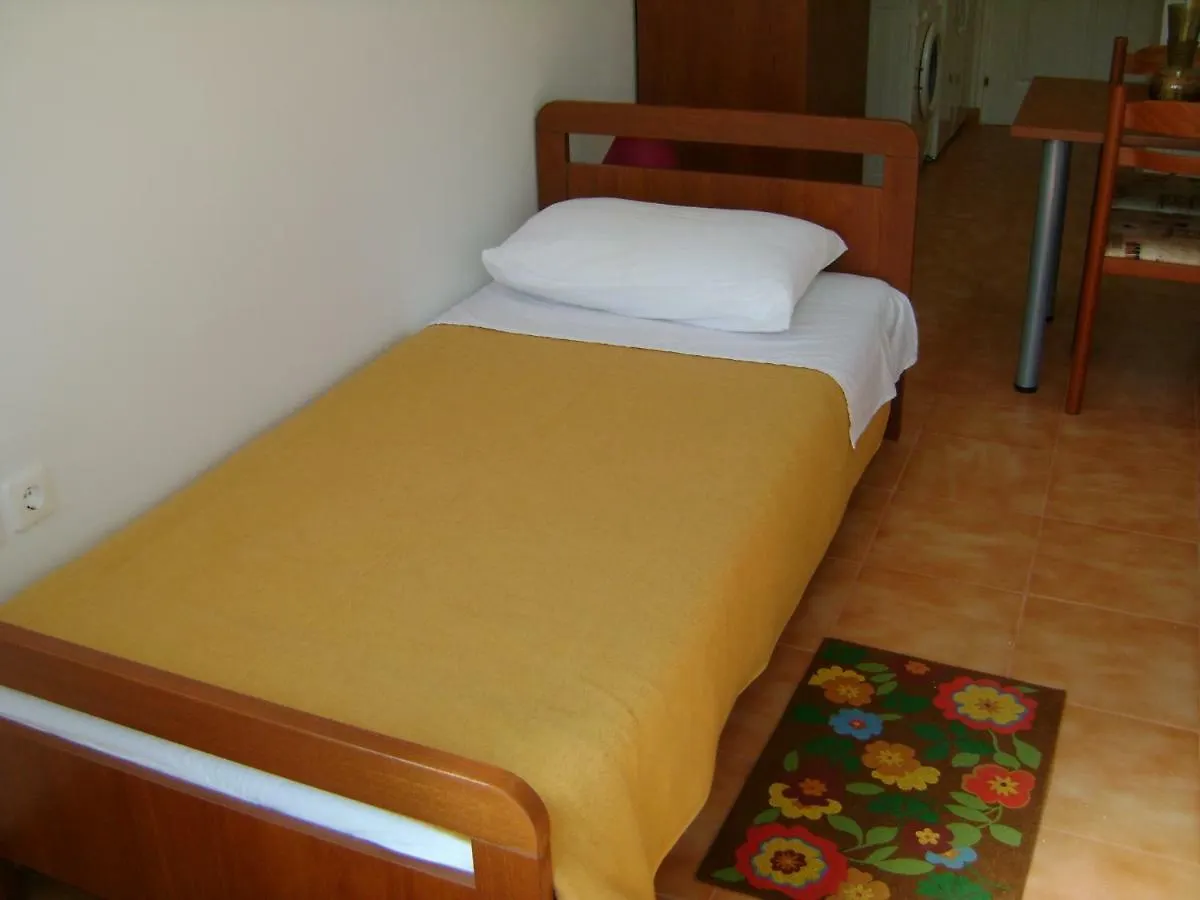 Apartment For Holidays In Pula 0*,